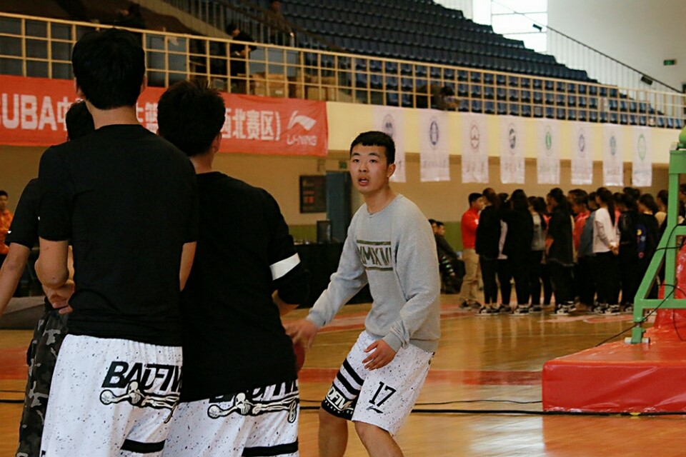微信图片_20170324124009场地1.jpg